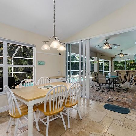 Luxury Home, Hot Tub, Heated Pool, Tiki Bar - Villa Spain Κέιπ Κόραλ Εξωτερικό φωτογραφία